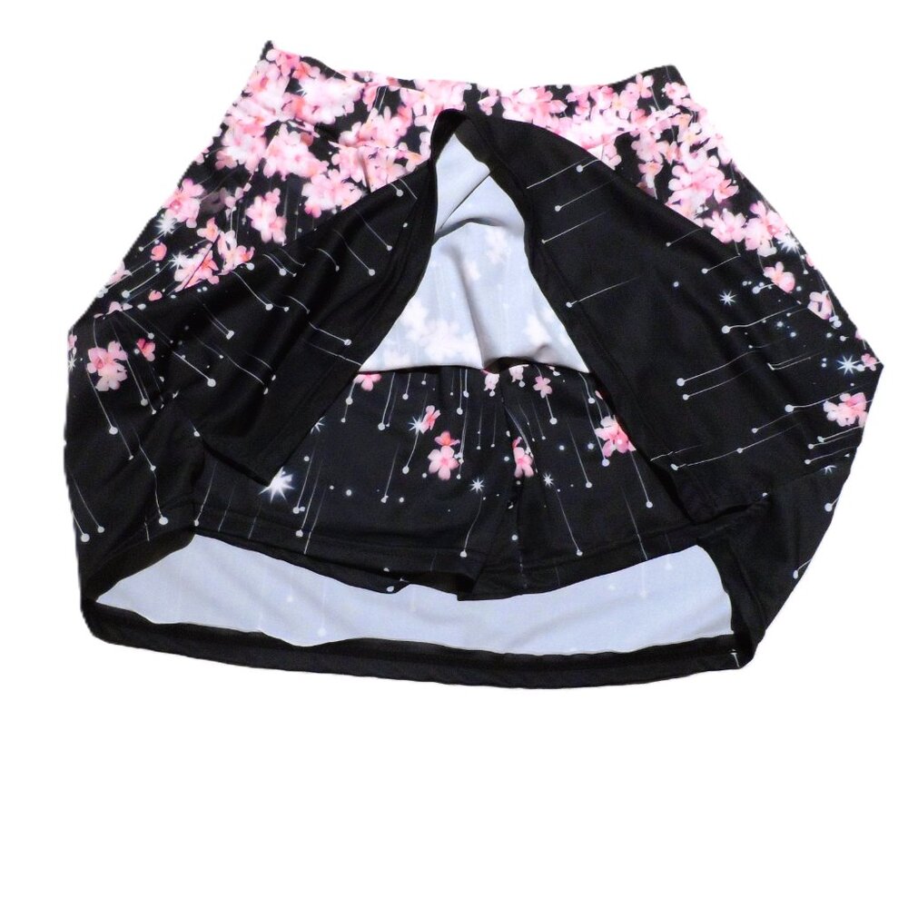 Mini athletics skirt/shorts- NEW , sz M